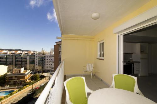 Apartamento P2. Octavi, 4 Pax,pineda De Mar