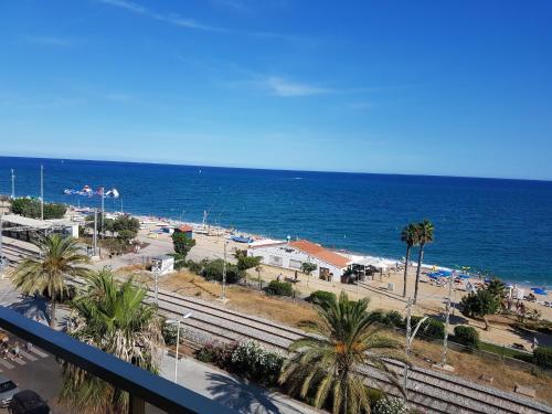 Apartment Passeig Maritim - 2