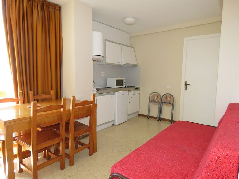 Royal Beach Apartments