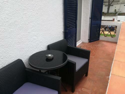 Hostal Art Villa S'agar� A 1000 M De La Playa