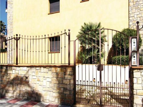 Two-bedroom Apartment In Platja D'aro