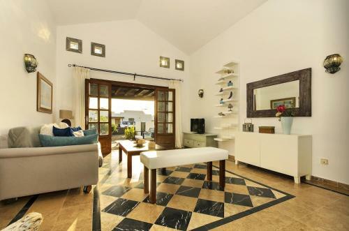 Villa Los Charcones