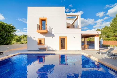 Villa Piedra Alta