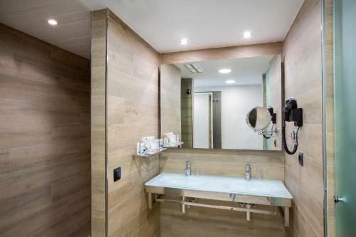 Mar Hotels Playa De Muro Suites