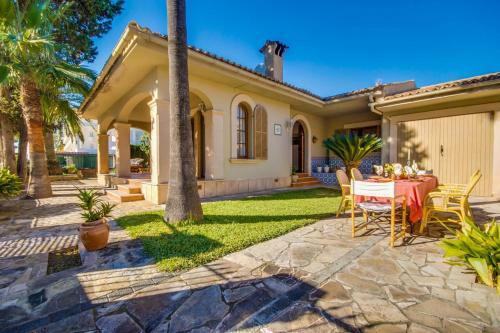 Playa De Muro Villa Sleeps 6 Air Con