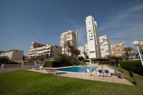 Apartamentos Kasa25 Playa Calida
