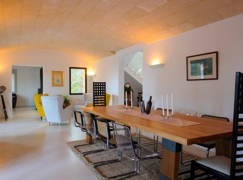 Villa Pins