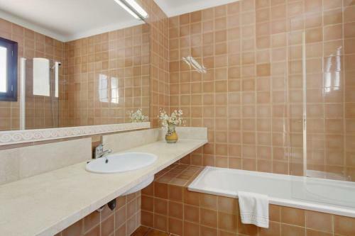 Cala Egos Villa Sleeps 7 Pool Air Con Wifi