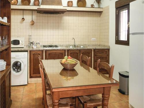 Four-bedroom Holiday Home In Posadas