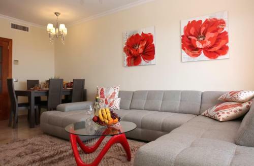 Lovely Sea View Apartment