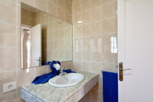 Apartments Pool Hyde Pdc!