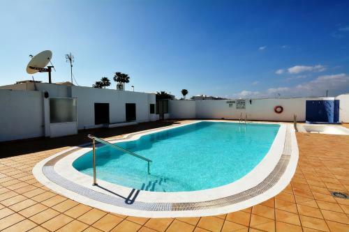 Apartments Pool Hyde Pdc!