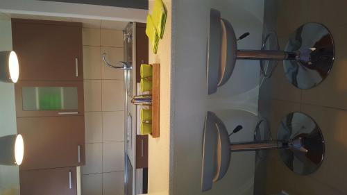 Apartamento 2+2 Piso Alex