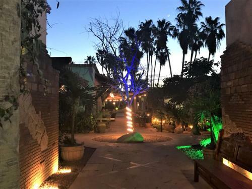 Hotel Encanto Inn & Suites