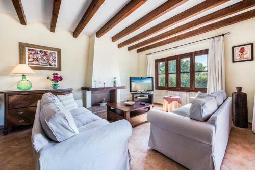 Port De Pollenca Villa Sleeps 7 Pool Air Con Wifi