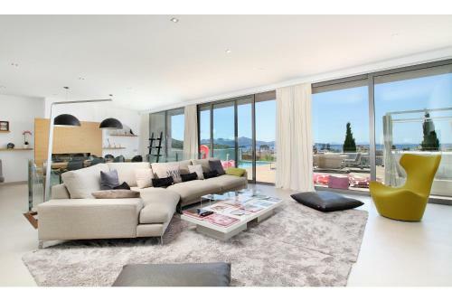 Villa Can Phoenix