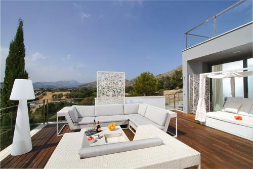 Villa Can Phoenix
