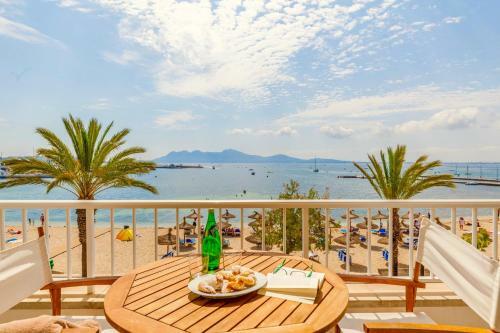 Beachfront Apartment Magdalena