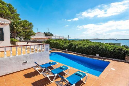 Punta Prima Villa Sleeps 5 Wifi