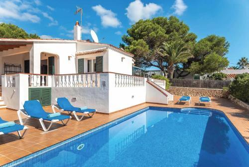 Punta Prima Villa Sleeps 5 Wifi