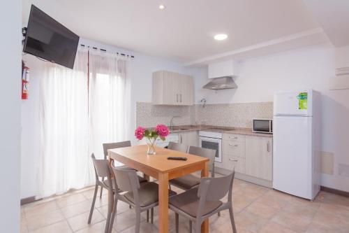 Apartamento Alojamientos Lcm