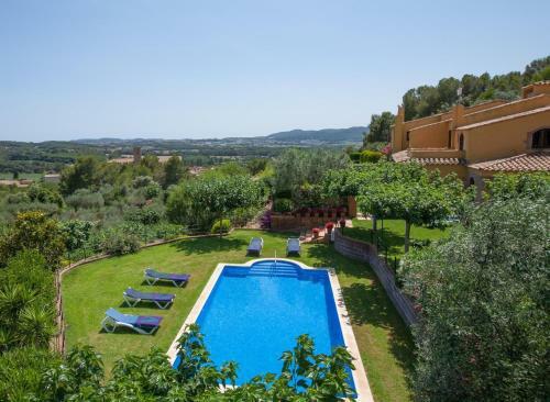 Regencos Villa Sleeps 16 Pool