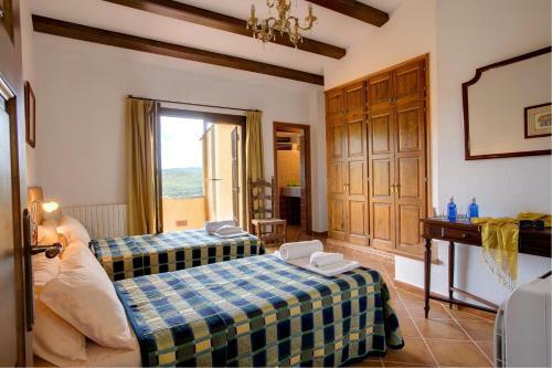 Regencos Villa Sleeps 16 Pool