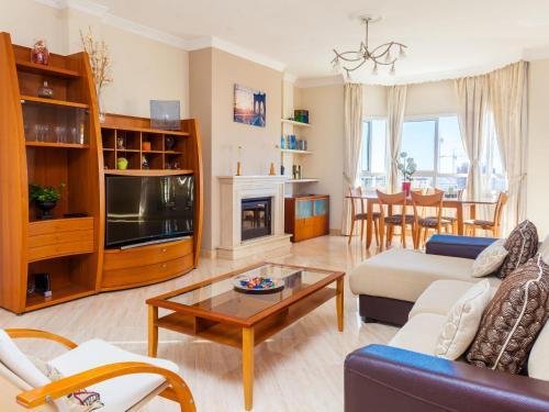 Holiday Home Tulip�n 4
