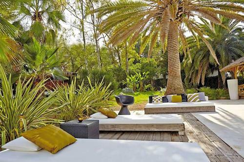 Roca Llisa Villa Sleeps 10 Pool Air Con