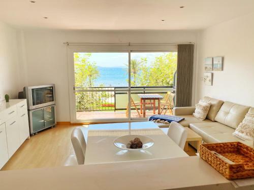 Apartamento Primera Linea De Mar Centro Roses