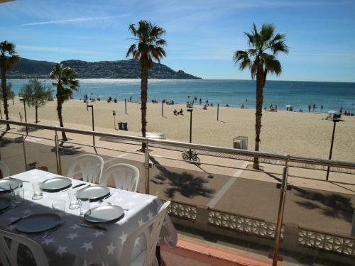 Apartamento Front Mer 10