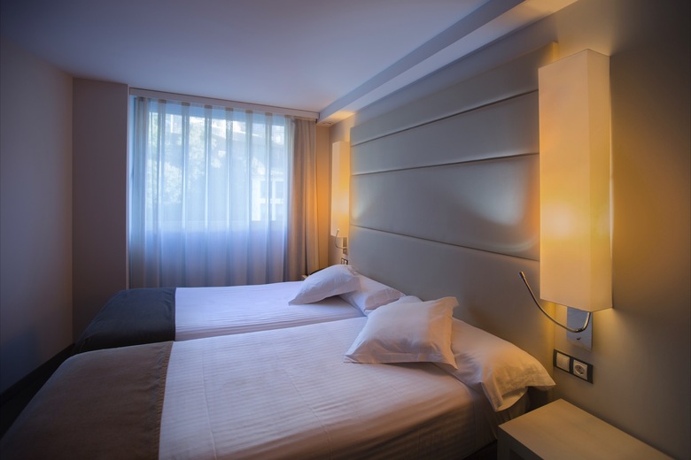 Hotel Yomo Mola Park