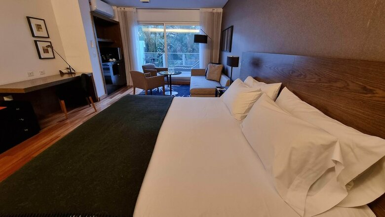 Fierro Hotel