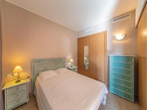 Two-bedroom Apartment In Roses