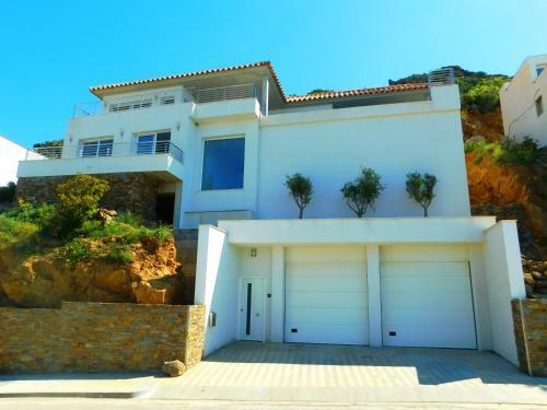 Villa Garcia
