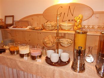 Hotel Garni Lago Nembia