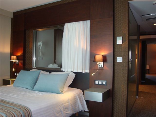 Alysson Hotel