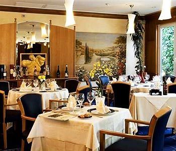 Alysson Hotel