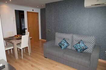 Costa Dorada Apartments