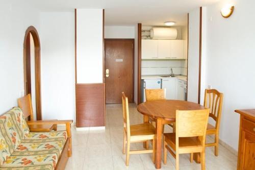 Apartments In Salou/costa Dorada 3967