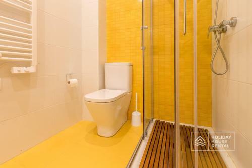 Apartamento S08 � Awesome Renovated Apt
