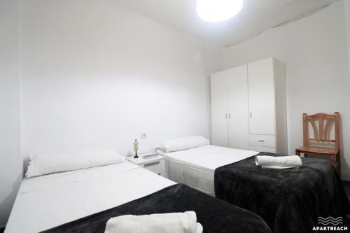 Apartbeach California Center