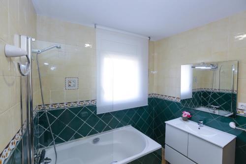 Tropical Villa Planet Costa Dorada