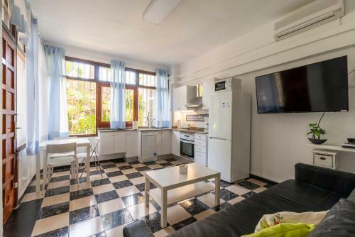Apartamento Lightbooking- San Agustin Is A Must