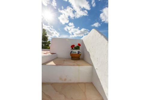 Cala Gracio Villa Sleeps 6 Pool Air Con Wifi
