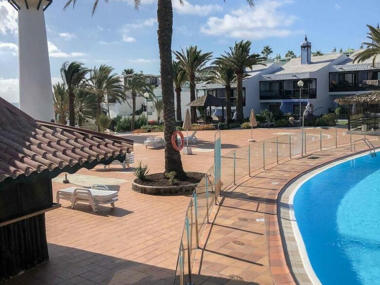 Lightbooking - Sun Club Apartment