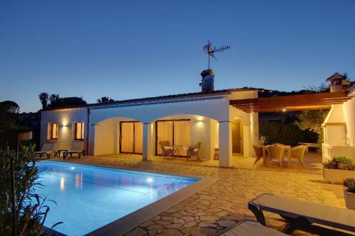 Sant Antoni De Calonge Villa Sleeps 10 Pool Wifi