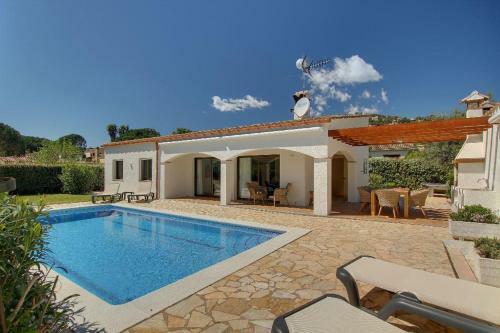 Sant Antoni De Calonge Villa Sleeps 10 Pool Wifi
