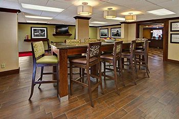 Hotel Hampton Inn Chattanooga Airport