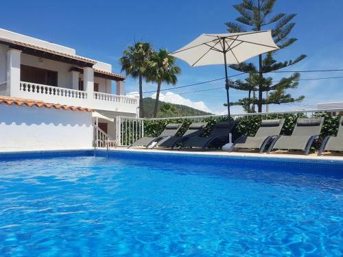 Villa Kiku Ibiza: Excellent Location, Refurbished